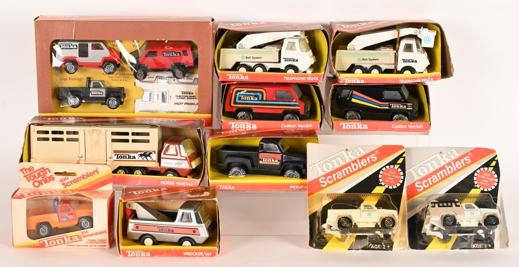 11- VINTAGE TONKA TRUCKS w/ BOXES (1 of 4)