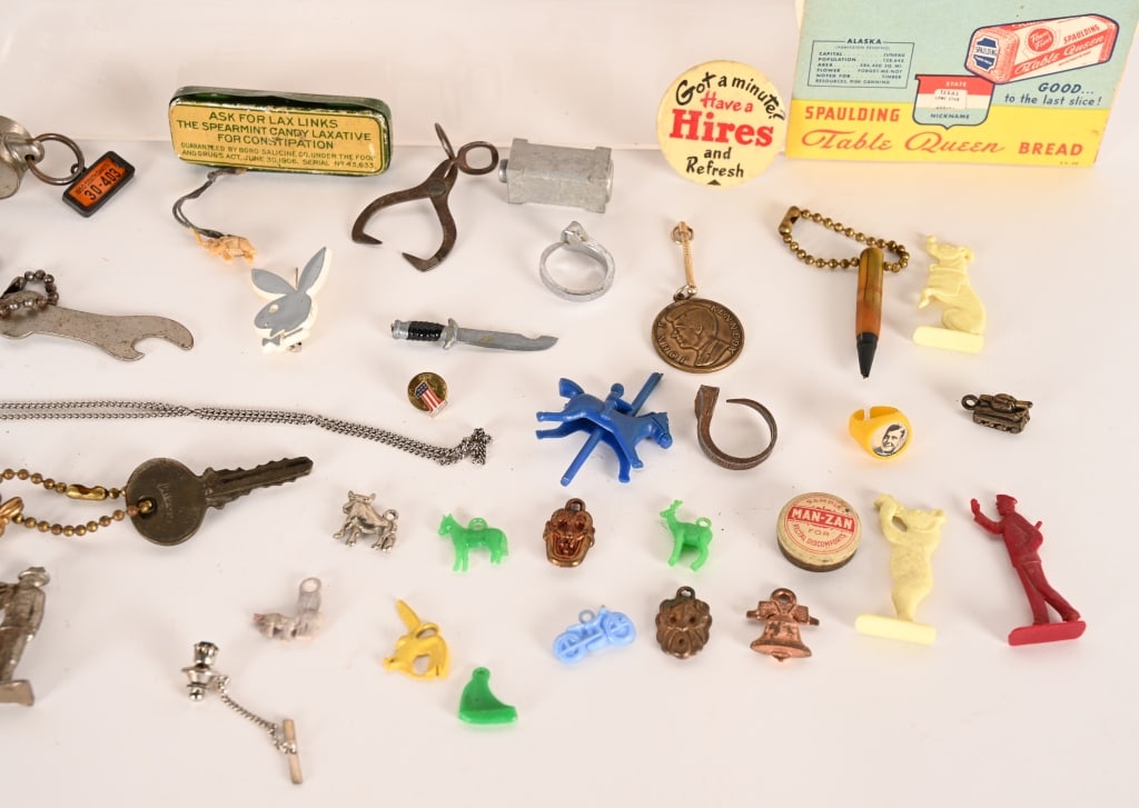 CRACKER JACK, PREMIUMS, & MORE - 4