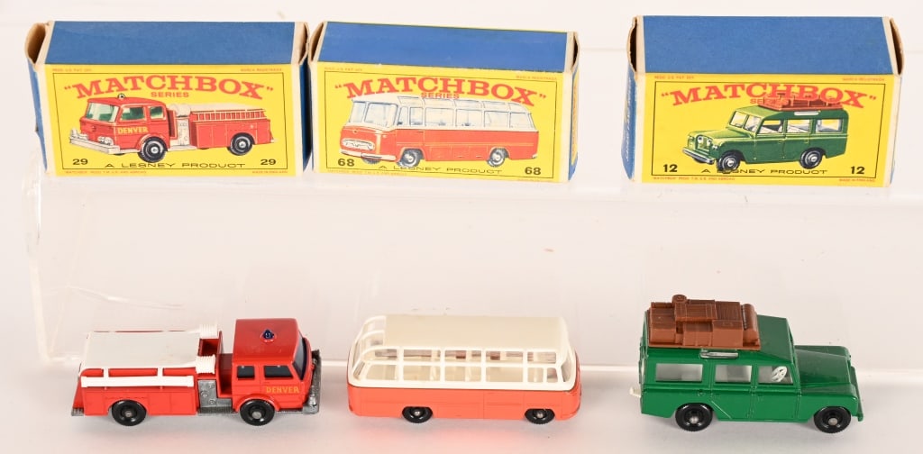 LOT OF VINTAGE MATCHBOX - 6