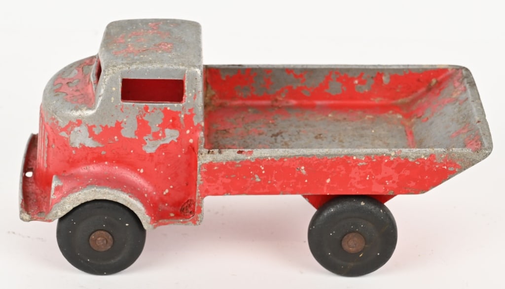 ALUMINUM SAND CAST DUMP STYLE TRUCK (1 of 5)