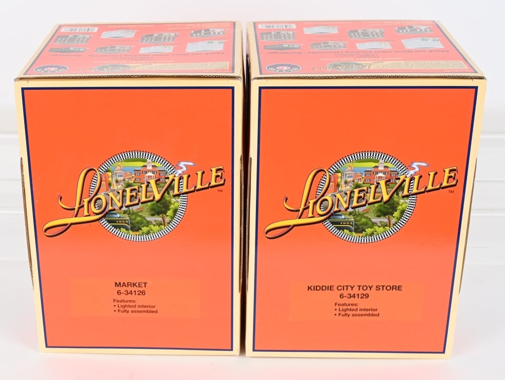 LIONEL BUILDING ACCESSORIES w/ BOXES - 5