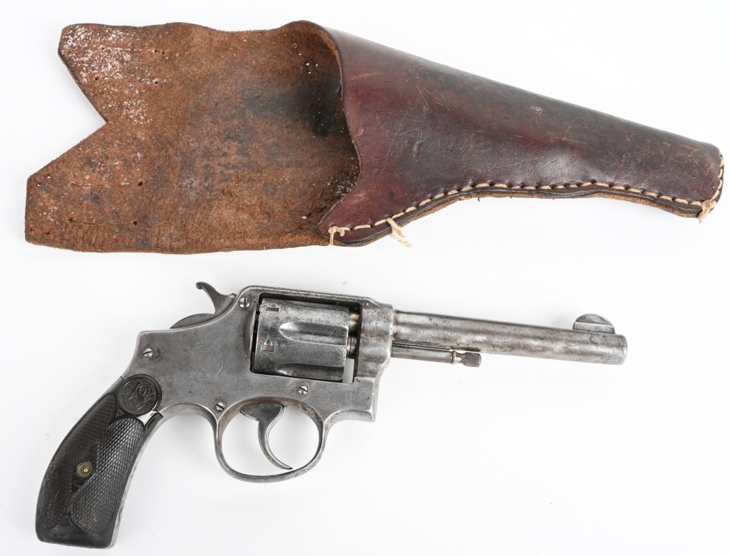 RARE SMITH & WESSON M&P 1ST MODEL HAND EJECTOR .38: SERIAL NUMBER 4355 BARREL 5" CALIBER .38 SPECIAL MANUFACTURED 1899/1900. Very first variation of the famous Military and Police Smith & Wesson, produced without barrel lock and is pre-5 screw configur