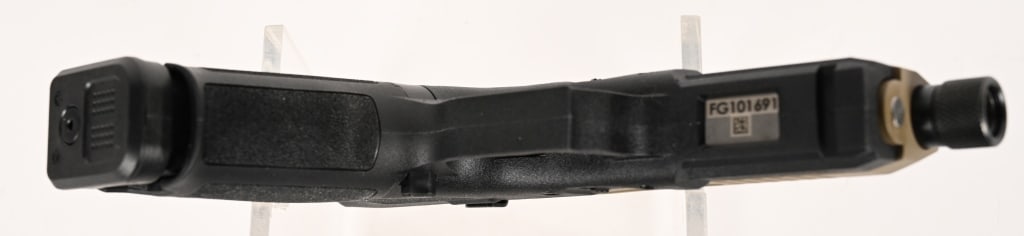 PSA DAGGER TWO TONE PISTOL W/CASE - 6