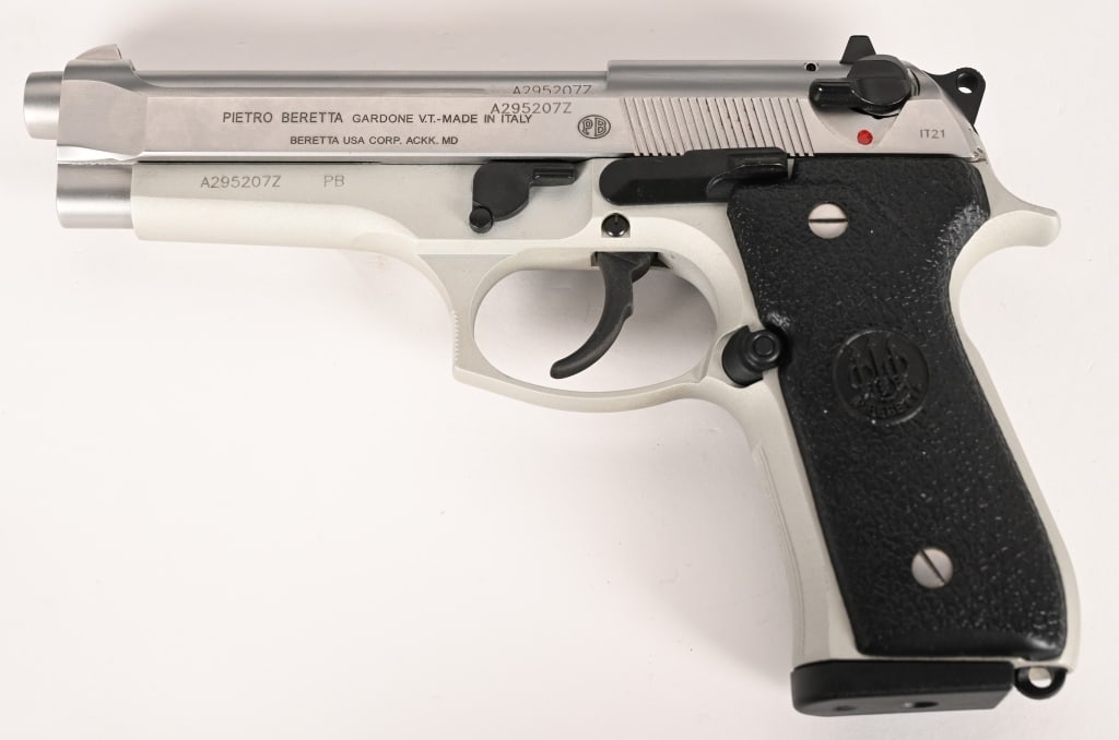 BERETTA MODEL 92FS INOX SEMI AUTO PISTOL (1 of 5)