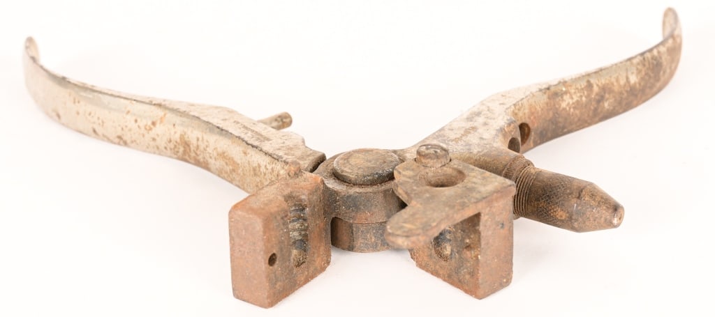 6- BULLET MOLDS AND LOADING TOOLS - 4