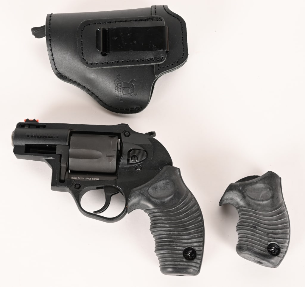 TAURUS MODEL 605 POLYMER PROTECTOR REVOLVER - 2