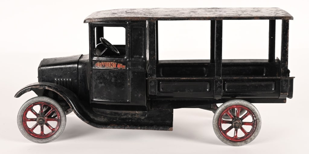 BUDDY L FLIVVER MODEL T FORD HUCKSTER (1 of 5)