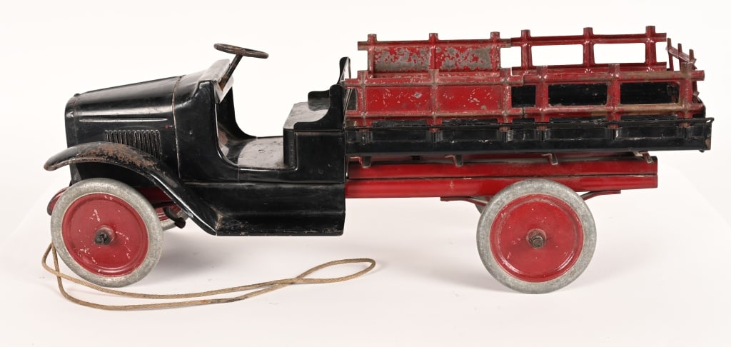 BUDDY L STAKE SIDE TRUCK (1 of 6)