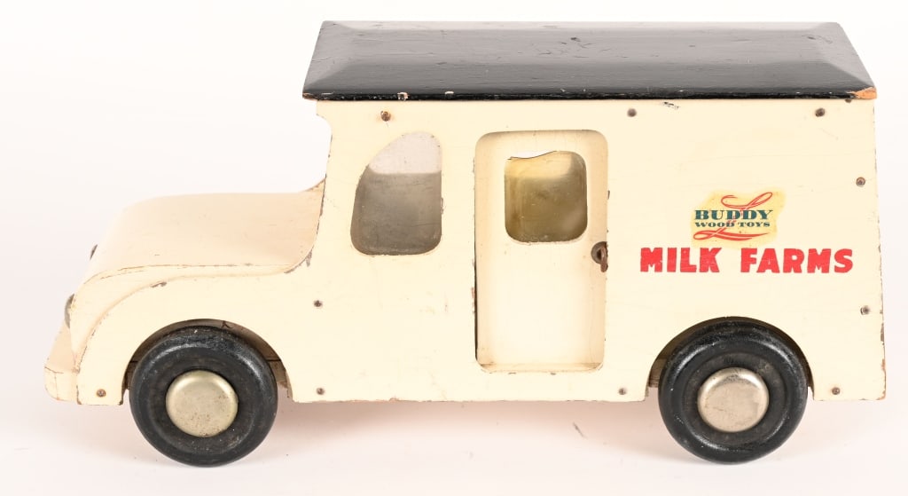 BUDDY L MILK FARMS WOODEN TRUCK: Buddy L Milk Farms Wooden Truck. All original with nice paint and decals. Comes with Milk Carrier and Bottles. 13" Excellent
