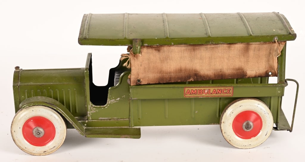 STRUTO AMBULANCE w/ CANVAS SIDES (1 of 5)