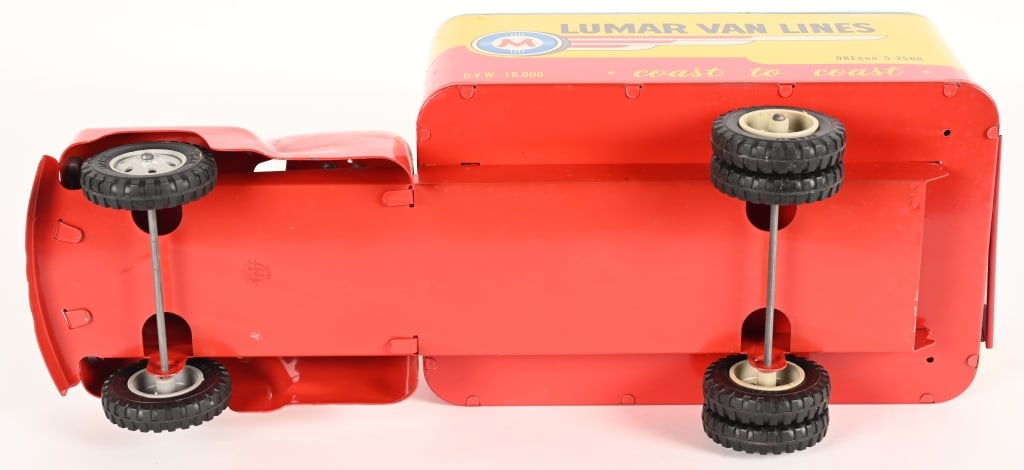 LUMAR VAN LINES TRUCK - 5