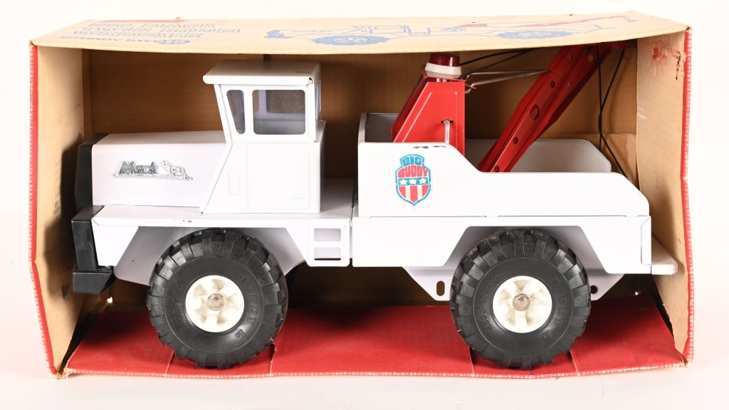 BUDDY L BIG MACK TWIN BOOM WRECKER w/ BOX (1 of 5)