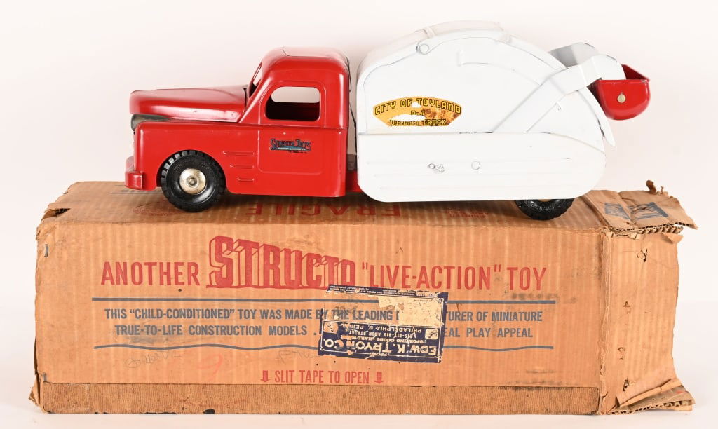 STRUCTO GARBAGE TRUCK w/ BOX (1 of 9)
