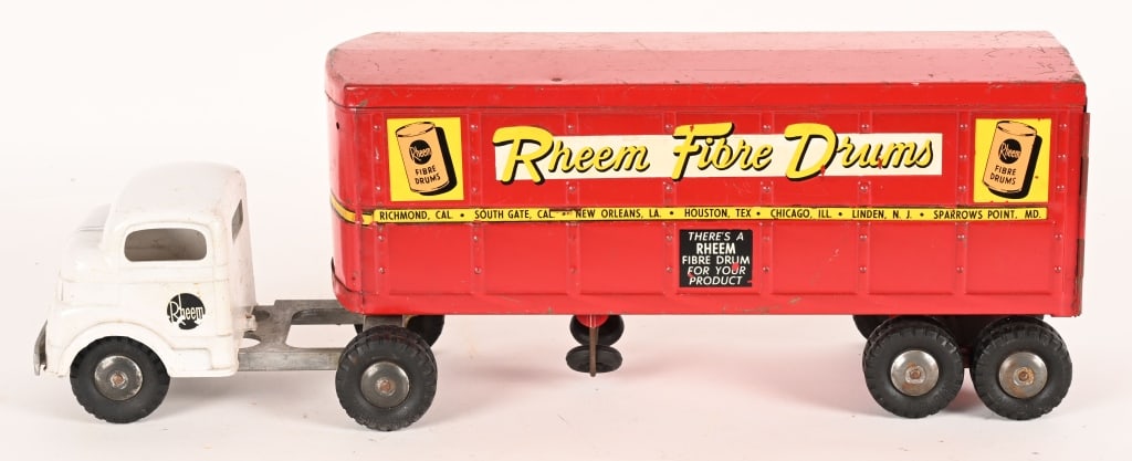 STRUCTO RHEEM FIBER DRUM SEMI TRUCK: Structo Rheem Fiber Drums Semi Truck. Scarce private label truck. All original in decent shape. Has chip on front bumper. 22" very Good-Excellent