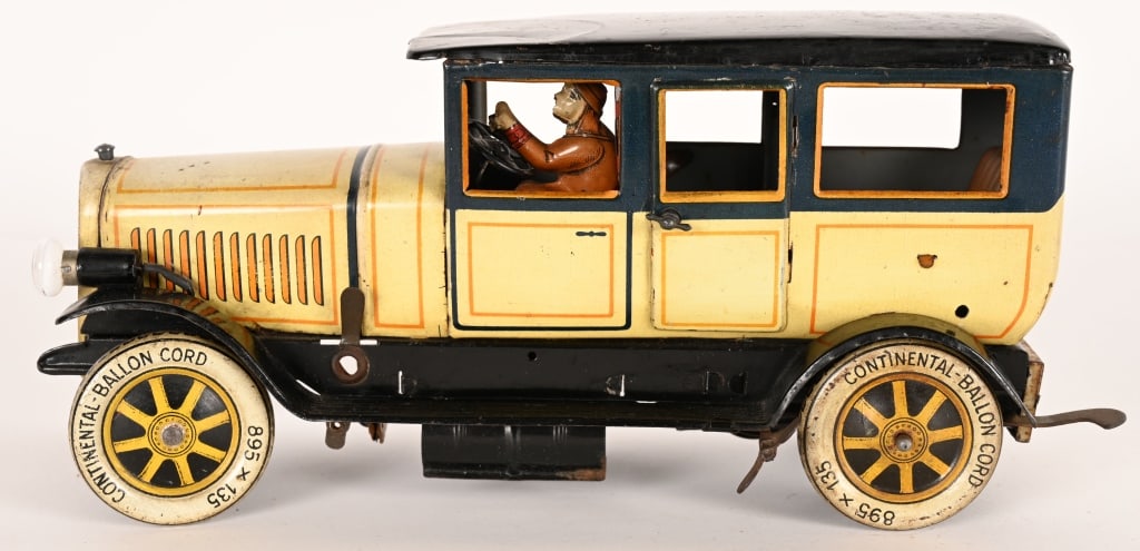 DISTLER TIN WINDUP #625 TOURING CAR w/ LIGHTS (1 of 6)