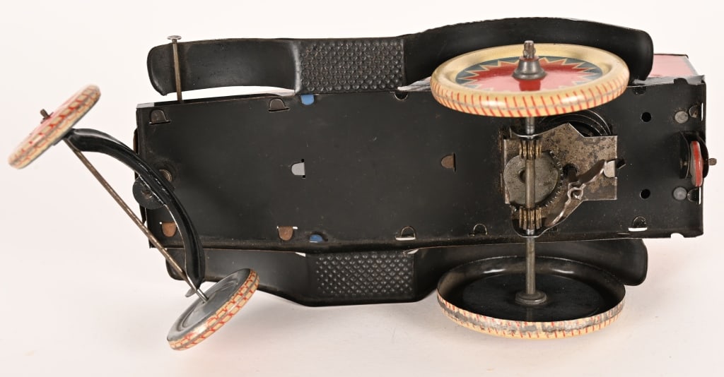 ESSDEE TIN WINDUP CRAZY CAR - 6