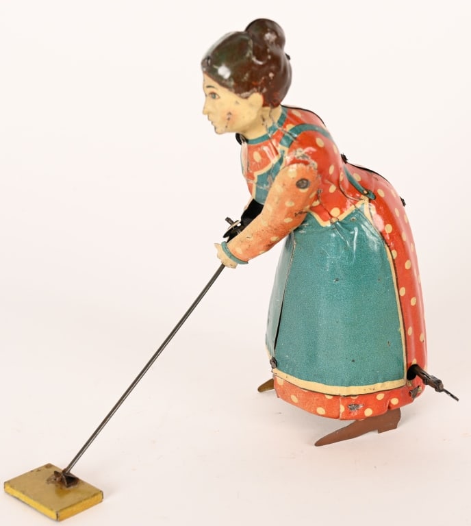 GERMAN TIN WINDUP BUSY LIZZIE (1 of 4)