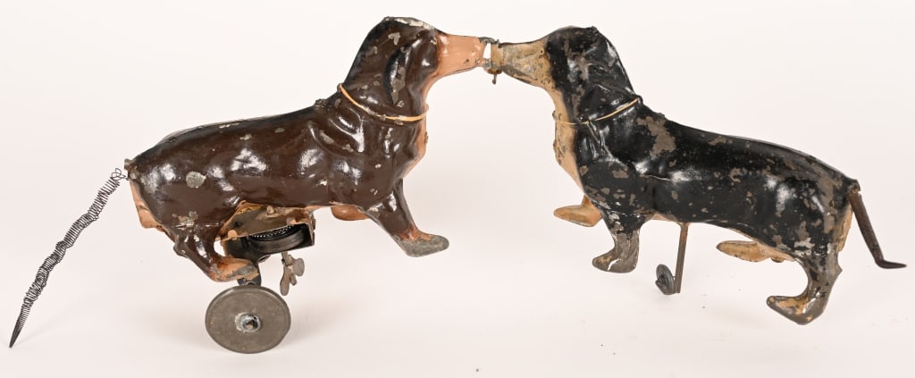 GERMAN HAND PAINTED WINDUP DACHSHUND TUG O WAR (1 of 3)
