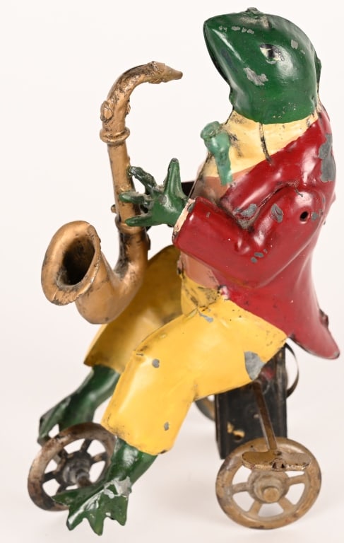 GERMAN HAND PAINTED TIN WINDUP FROG w/ SAXOPHONE (1 of 4)