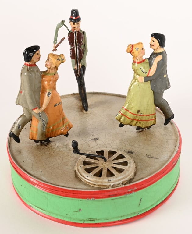 GERMAN HAND PAINTED TIN DANCING COUPLES (1 of 4)