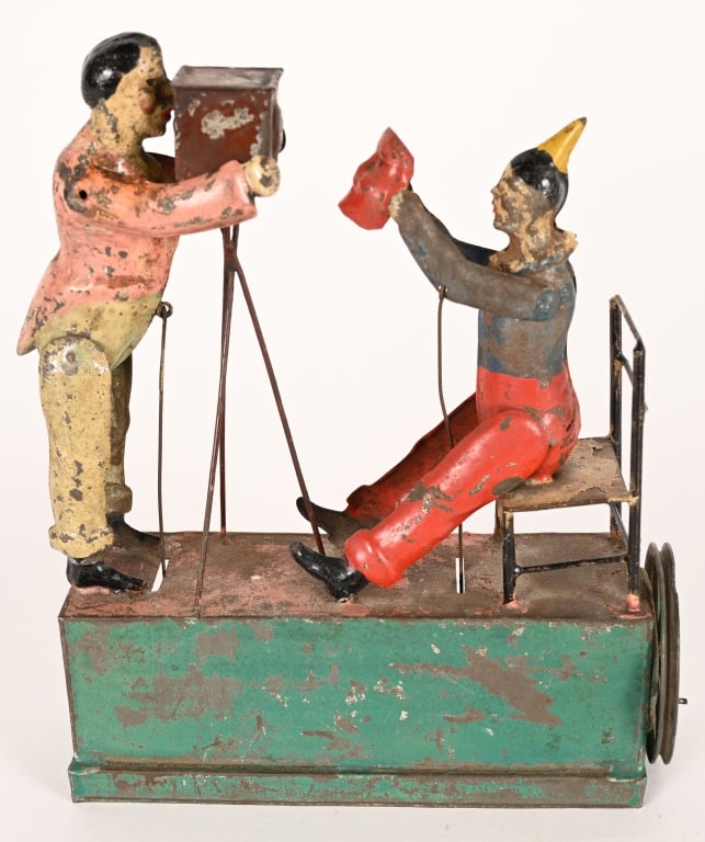 GERMAN PHOTOGRAPHER & CLOWN STEAM TOY (1 of 5)