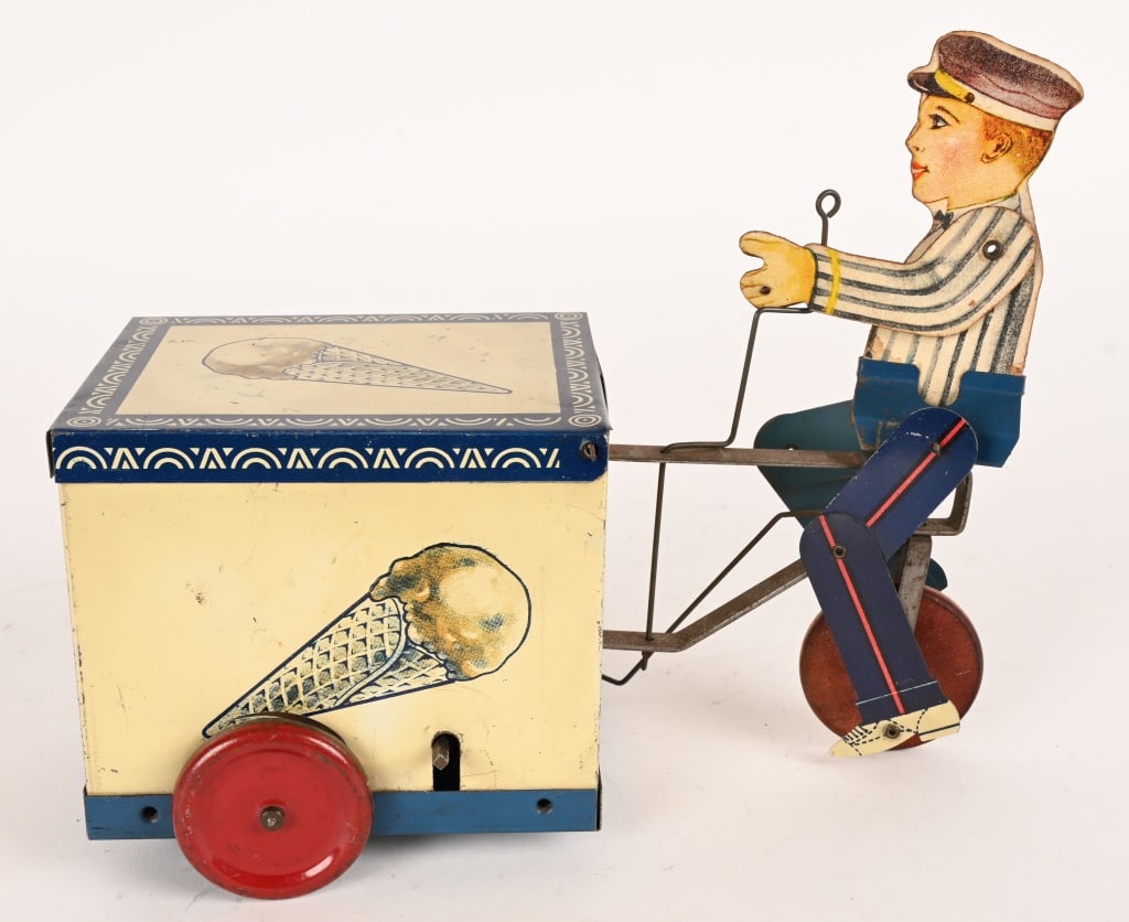AMERICAN TIN WINDUP ICE CREAM VENDOR CART (1 of 6)