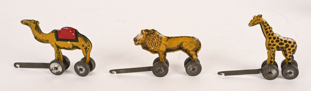 LINDSTROM WINDUP BARNUM BAILEY CIRCUS WAGON - 2