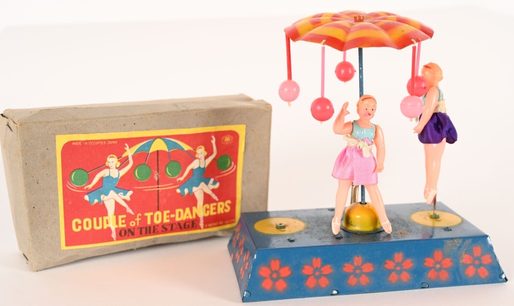 PRE-WAR JAPAN CELLULOID & TIN TOE DANCERS w/ BOX (1 of 3)