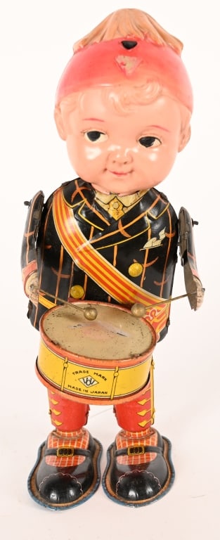 PRE-WAR TIN & CELLULOID WINDUP DRUMMER (1 of 5)