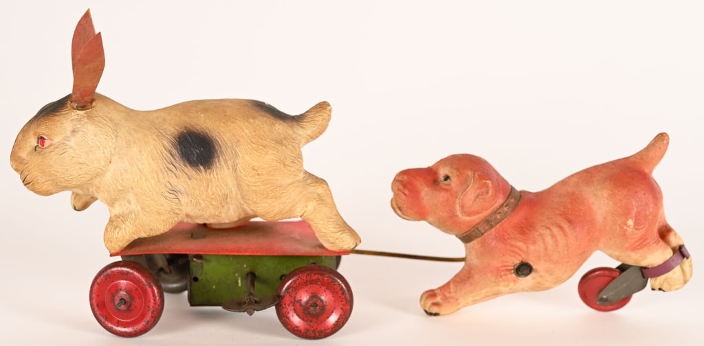 PRE-WAR JAPAN CELLUOID DOG CHASING RABBIT (1 of 4)