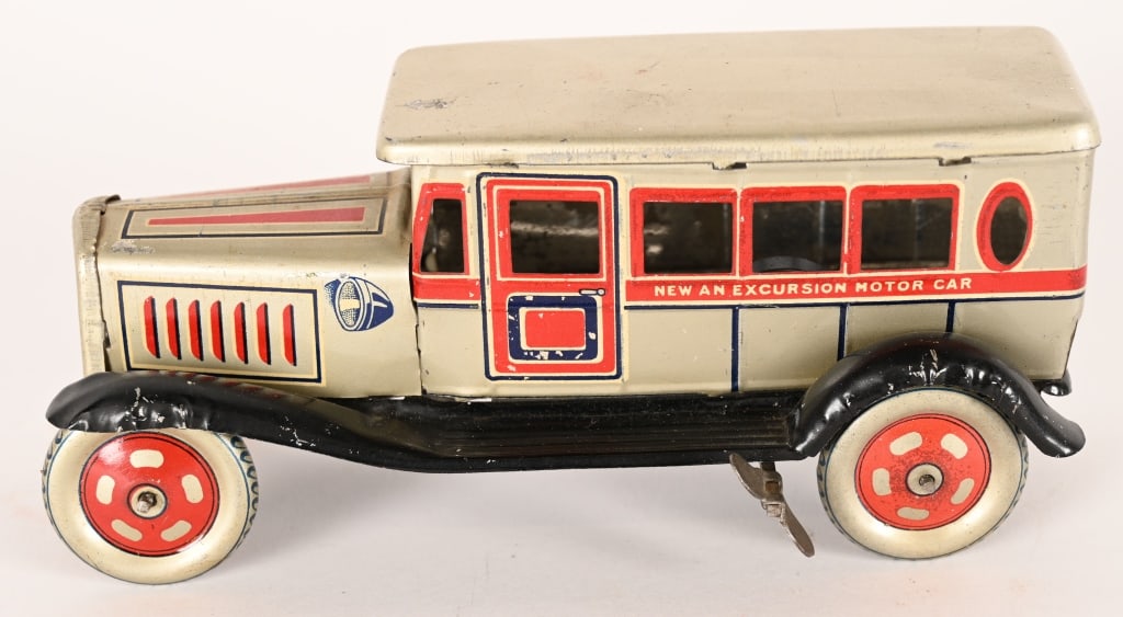 PRE-WAR JAPAN TIN WINDUP CK EXCURSION BUS (1 of 5)