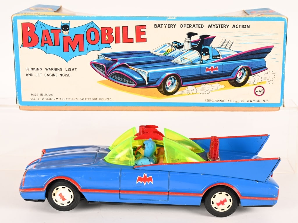 TAIWAN BATTERY OP "GOLD" BATMOBILE w/ BOX (1 of 11)