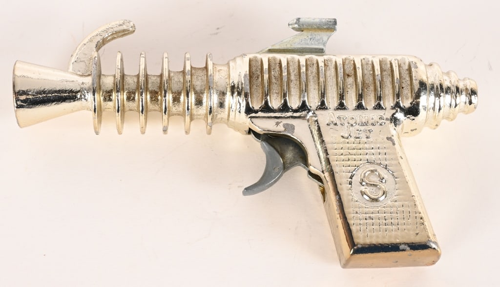 CROMWELL ATOMIC JET CAP GUN (1 of 2)