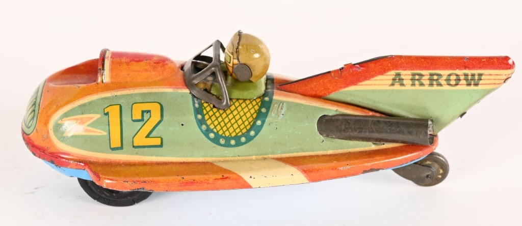 JAPAN TIN FRICTION ARROW 12 SPACE ROCKET CAR (1 of 5)