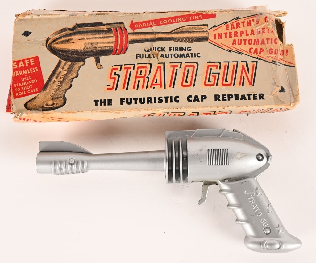 FUTURISTIC STRATO GUN w/ BOX (1 of 6)