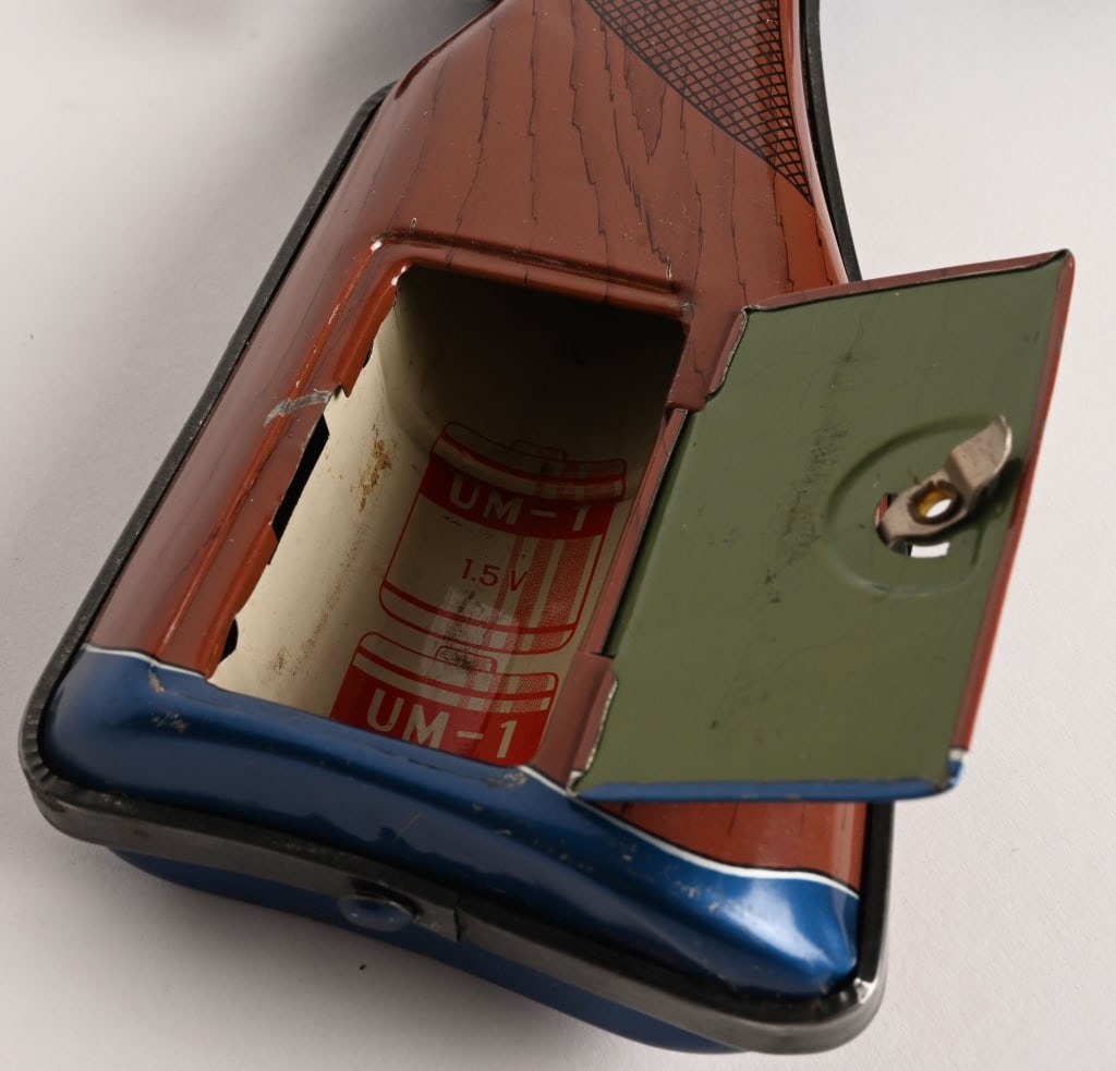 MT BATTERY OP SPACE EAGLE MACHINE GUN w/ BOX - 6