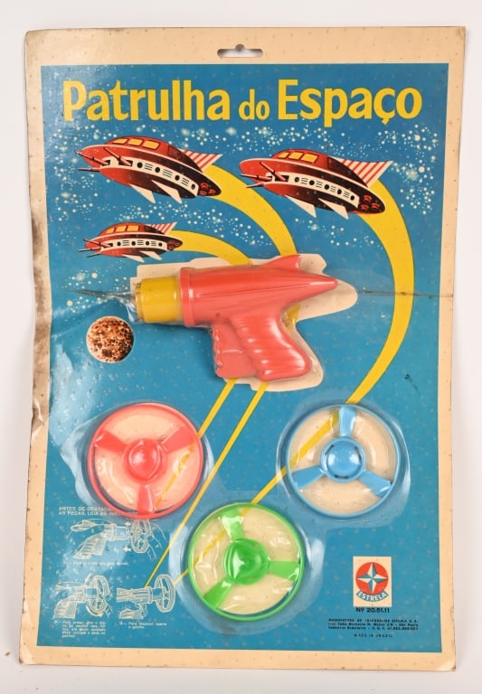 ESTRELA PATRULHA DO ESPACO GUN SET MOC: Brazil Patrulha do Espaco. Nice Space Gun Set still sealed on card with nice graphics. 17" Excellent