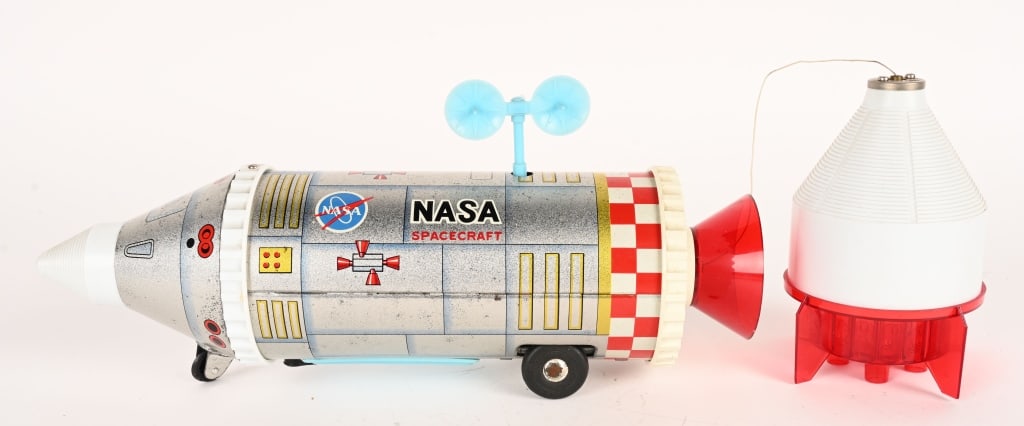 DAIYA BATTERY OP DOCKING ROCKET w/ BOX - 2