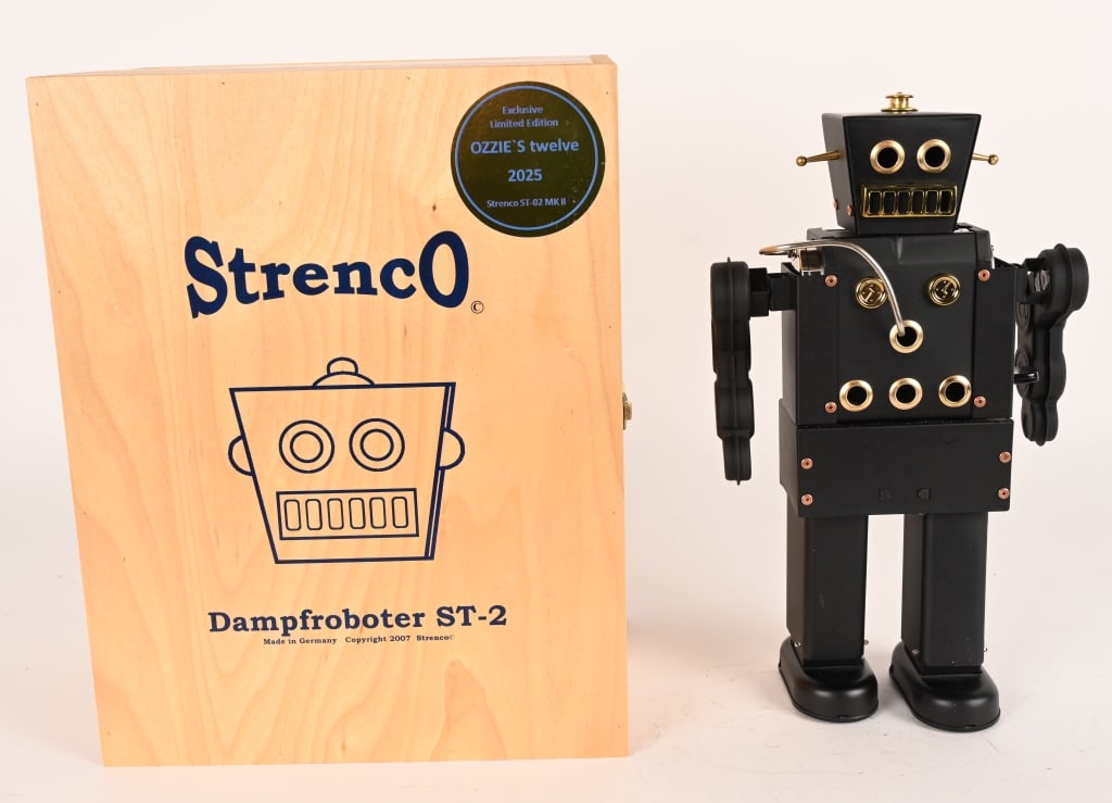STRENCO OZZIE'S ST-02 MKII STEAM ROBOT 1/12: Strenco Limited Edition of only 12 Ozzie's ST-02 MKII Steam Powered Robot. A wonderful looking live steam powered Robot. Made in 2025 for Ozzie Bilotta. This is 1 of only 12 ever made! Never played wi