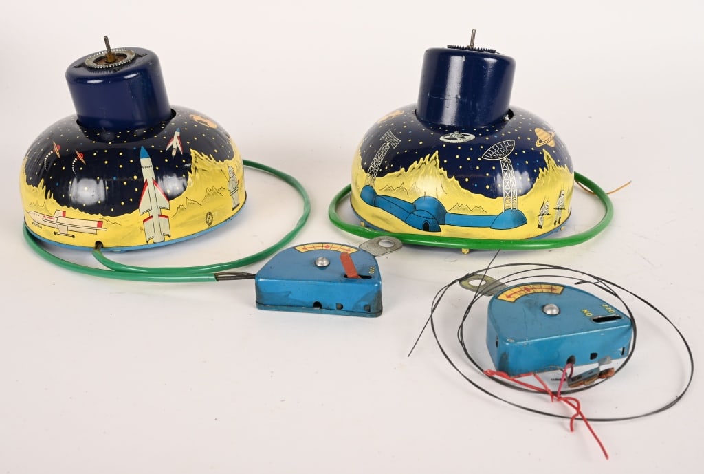 SANKIE BATTERY OP MARS SPACE TRIP PARTS (1 of 18)