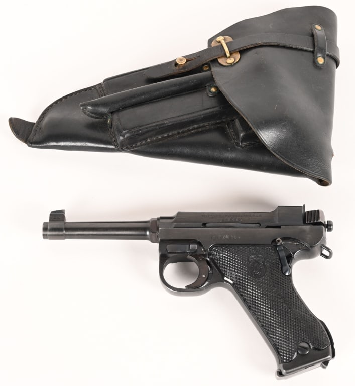 FINE CONDITION DANISH CONTRACT SWEDISH M40 LAHTI: SERIAL NUMBER: D12749. BARREL: 4-3/4". CALIBER: 9MM LUGER. MANUFACTURED: 1940S. Made post WW2 by Husqvarna, for the Danish Military and police forces. "crown/HV" inspector proof on the rear of the