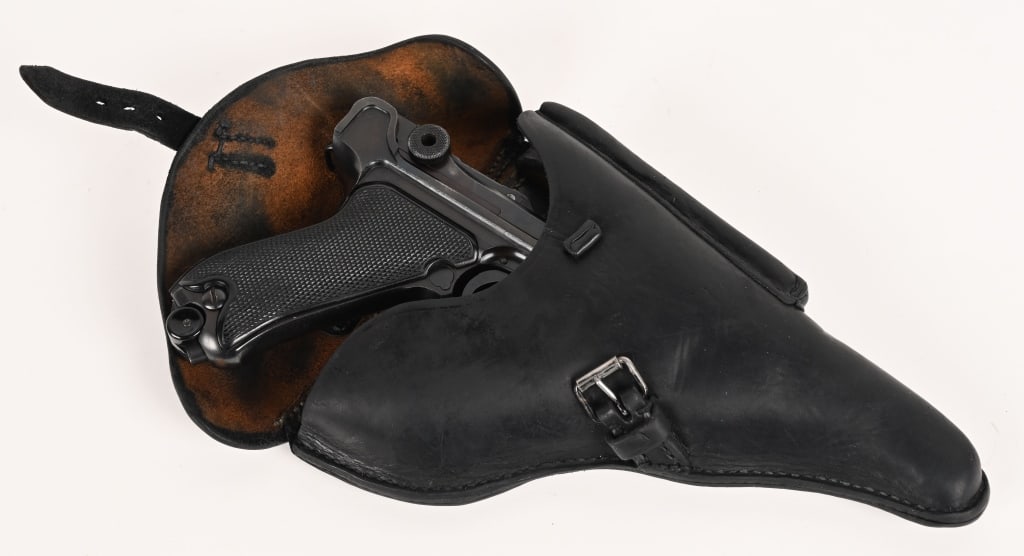 EXCEPTIONAL BLACK WIDOW LUGER RIG BYF 41 CODE - 15