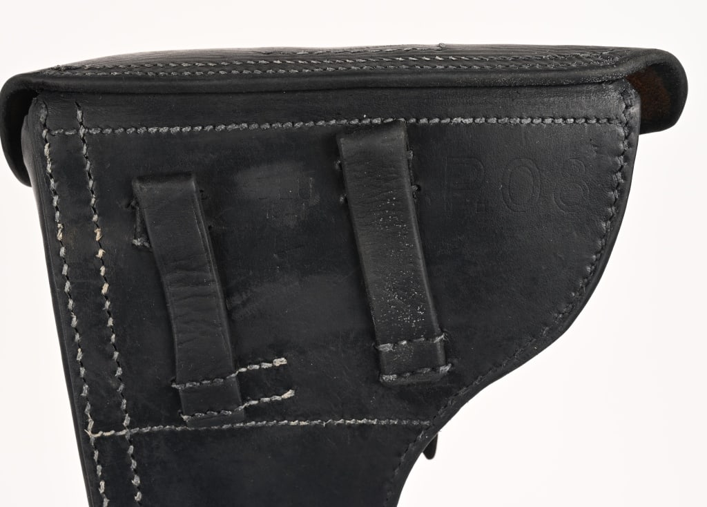 EXCEPTIONAL BLACK WIDOW LUGER RIG BYF 41 CODE - 17