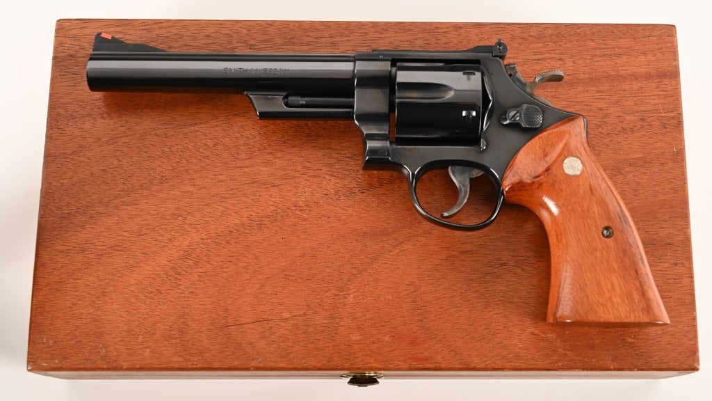 ANIB SMITH & WESSON MODEL 29-2 6.5" 44 MAGNUM (1 of 9)