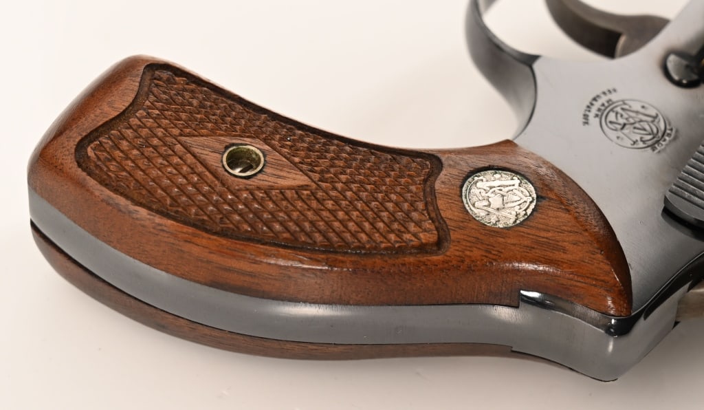 SMITH & WESSON MODEL 36 NO DASH FLAT LATCH - 10