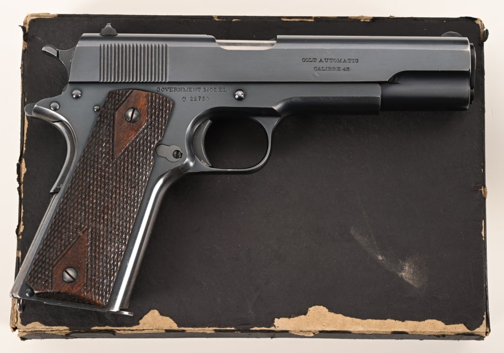 COLT COMMERCIAL 1911 GOVERNMENT MODEL MFD 1915 (1 of 8)