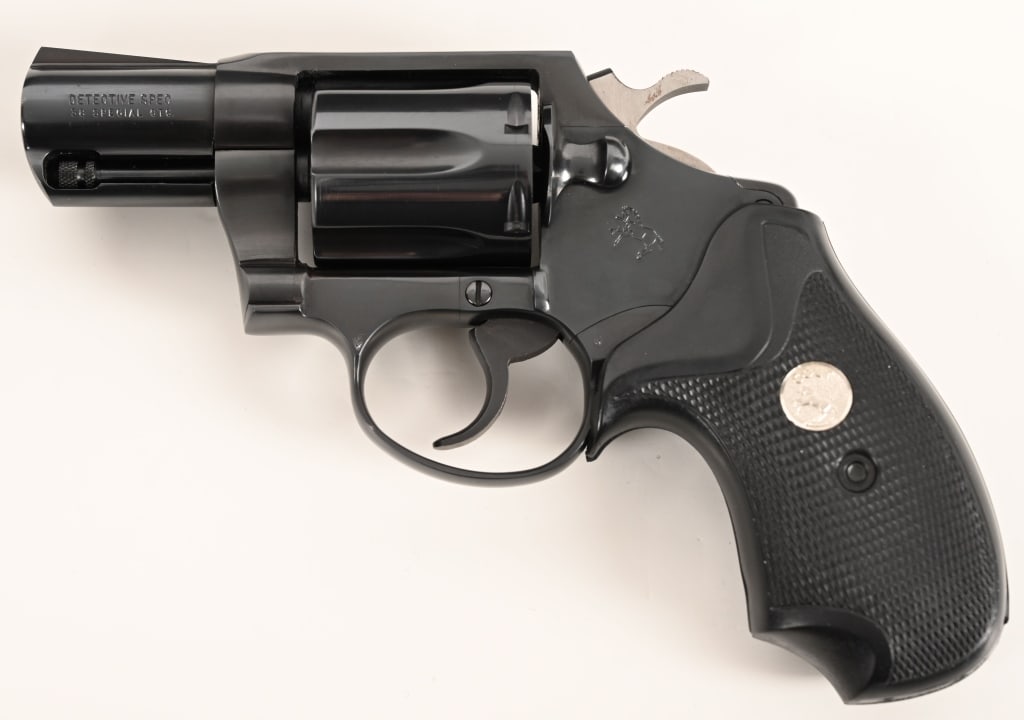 COLT DETECTIVE SPECIAL 38 SPECIAL 1993: SERIAL NUMBER: AE1644 . BARREL: 2”. CALIBER: .38 Special. MANUFACTURED: 1993. This fine Colt detective special was built in 1993 and is equipped with a 2" barrel, original blue finish and origin