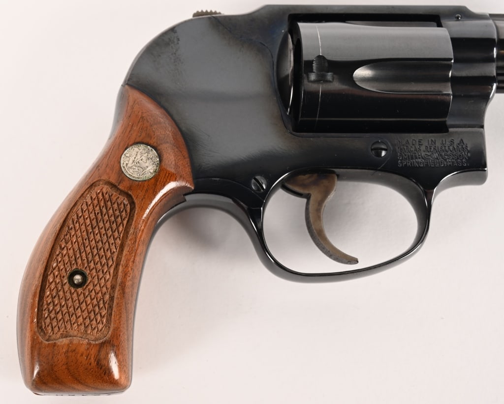 SMITH & WESSON MODEL 49 BODYGUARD - 13