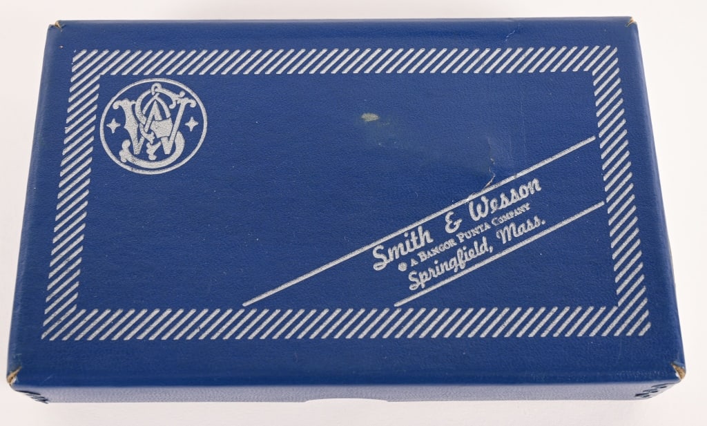 SMITH & WESSON MODEL 49 BODYGUARD - 16