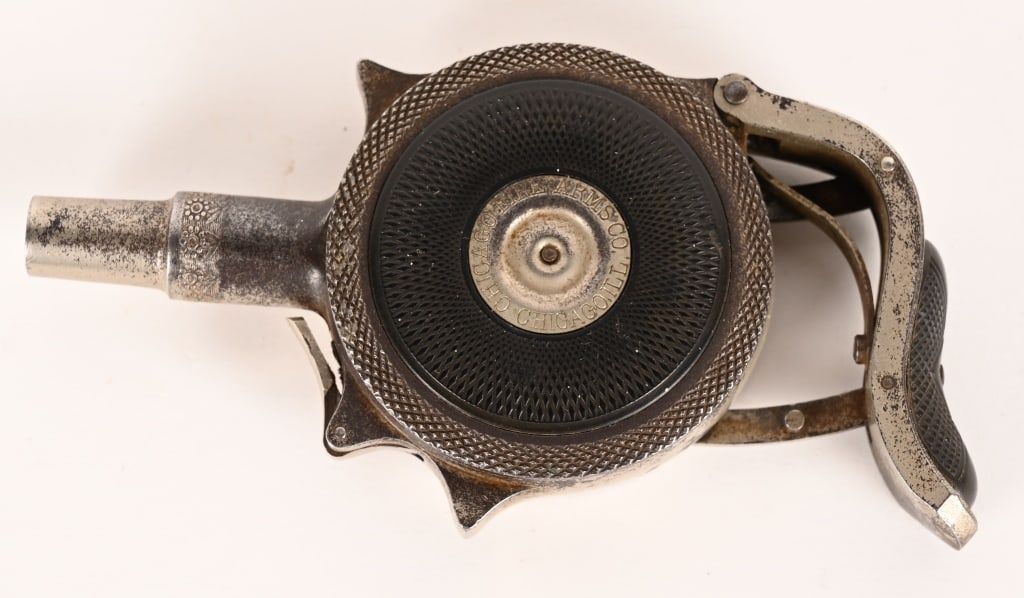 CHICAGO FIREARMS CO. PROTECTOR PALM PISTOL (1 of 5)